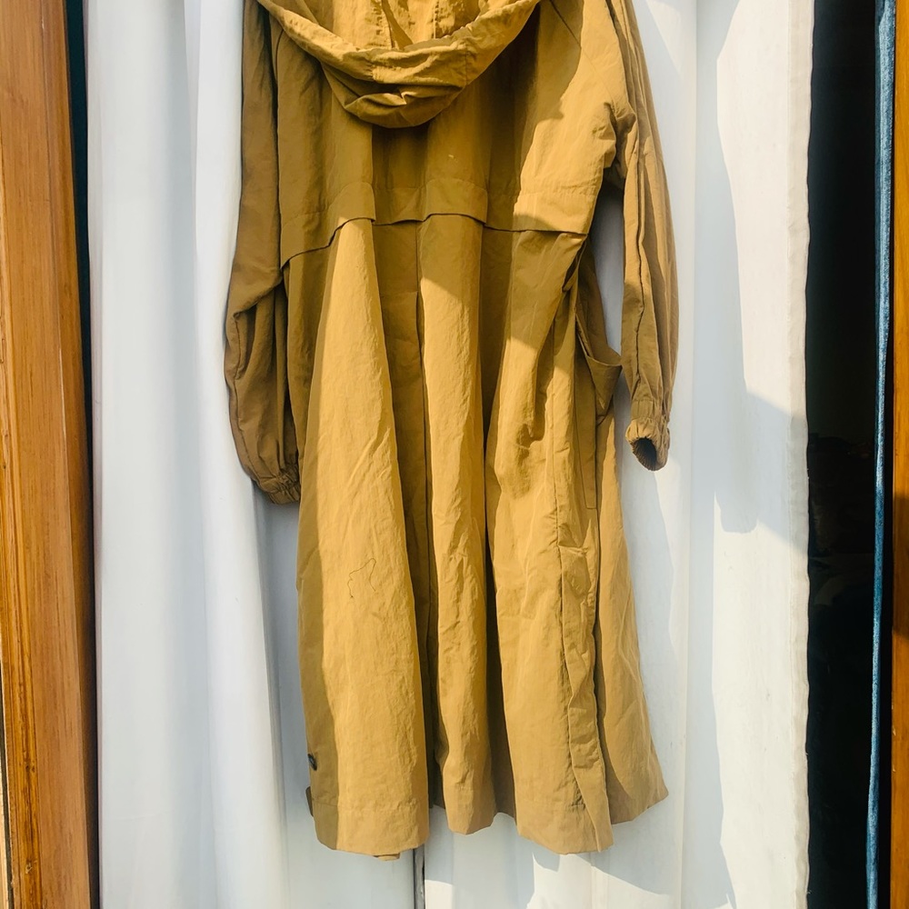 ‼️SOLD‼️Zara trenchcoat - Picture 3 of 4